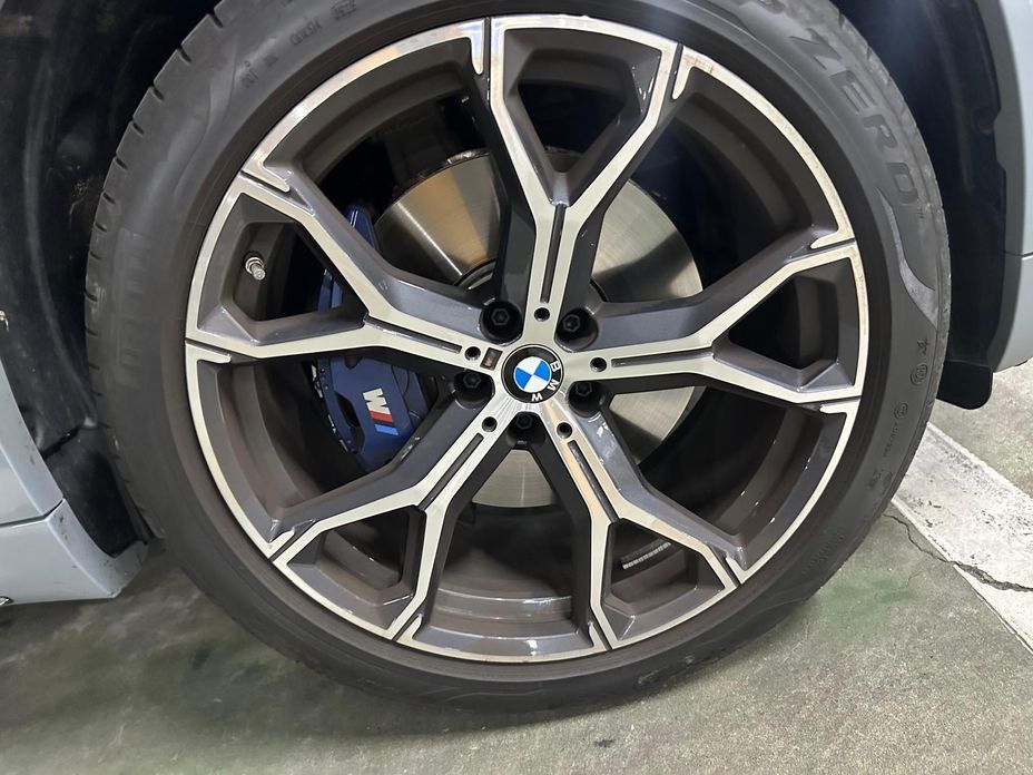 BMW X5 xDrive 40i M Sport, 2025
