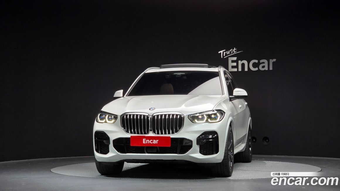 BMW X5 xDrive 40i M Sport, 2022