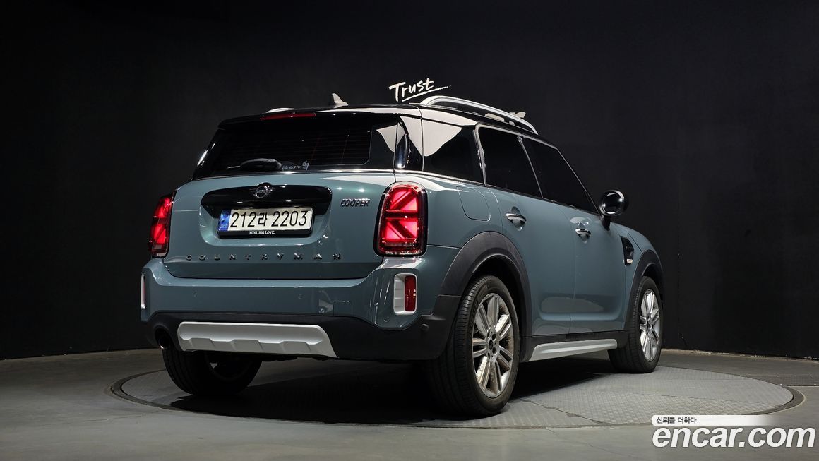 Mini Countryman Classic Plus Launch Pack, 2023