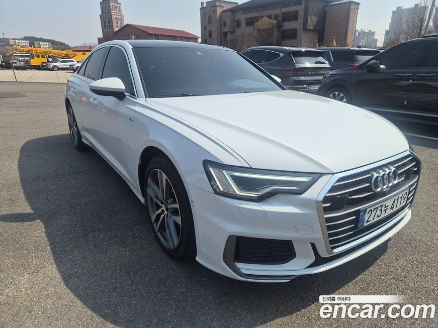 Audi A6 45 TFSI Premium, 2022