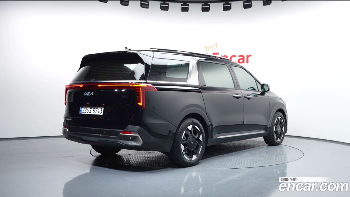 Kia Carnival 9-Seater Noblesse, 2025