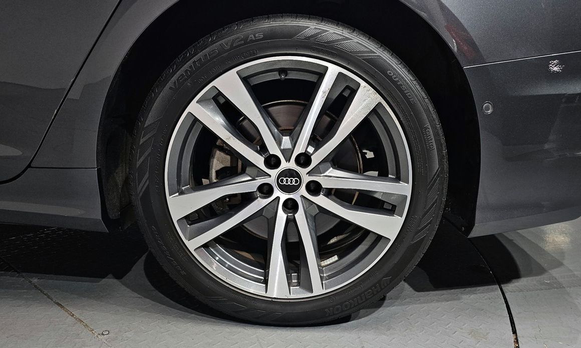 Audi A6 45 TFSI Quattro Premium, 2022