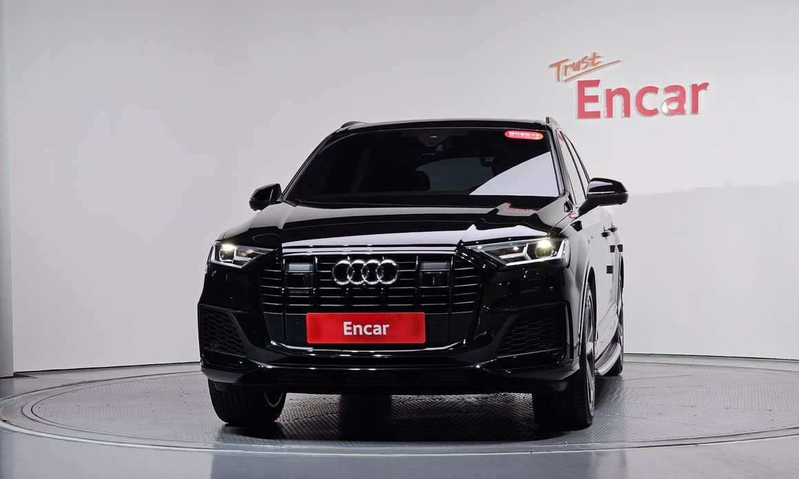 Audi Q7 55 TFSI Quattro Premium, 2022