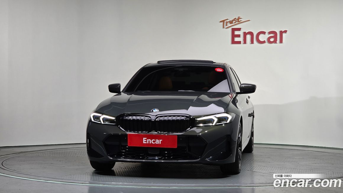 BMW 3-Series 320i M Sport, 2025