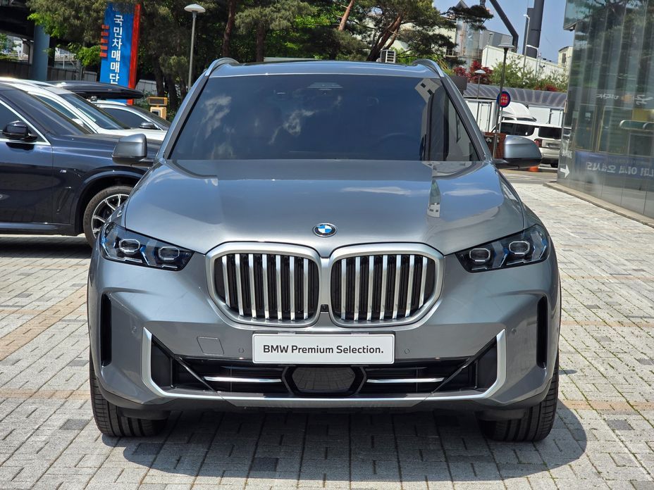 BMW X5 xDrive 40i xLine, 2025