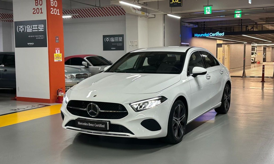 Mercedes-Benz A-Class A220 Sedan, 2026