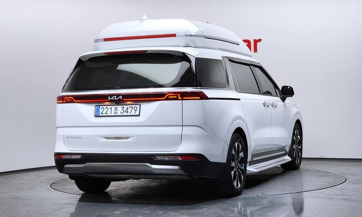 Kia Carnival 7-Seater Signature, 2022