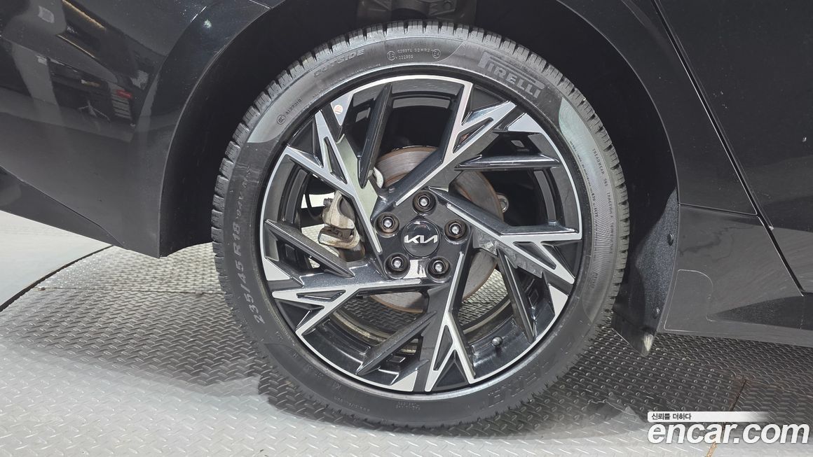 Kia K5 2.0, 2025