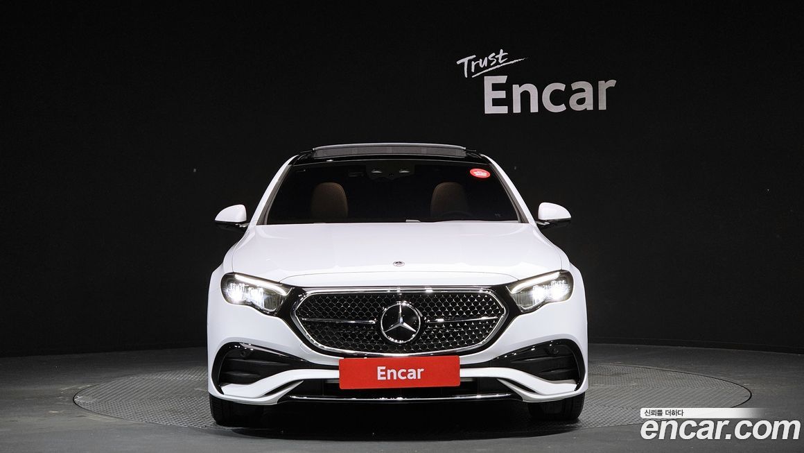 Mercedes-Benz E-Class E200 AMG Line, 2026