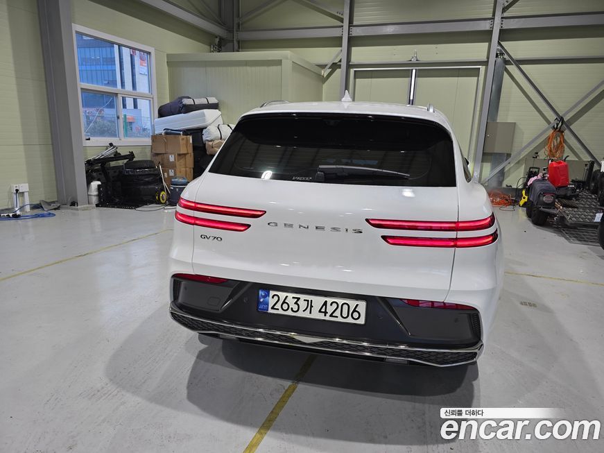 Genesis GV70 2.5T Gasoline 2WD, 2025