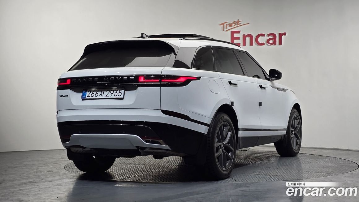 Land Rover Range Rover Velar 2.0 P250 Dynamic SE, 2025