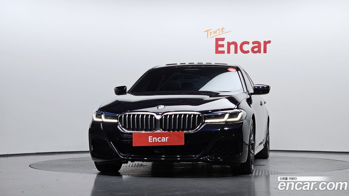 BMW 5-Series 530i M Sport Package, 2023