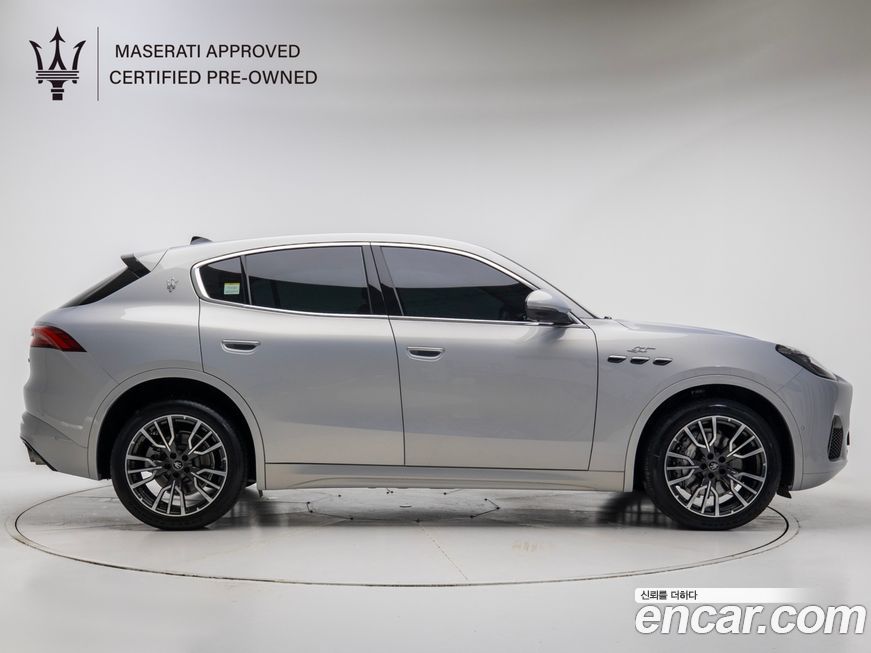 Maserati Grecale 2.0 AWD GT Type P, 2024