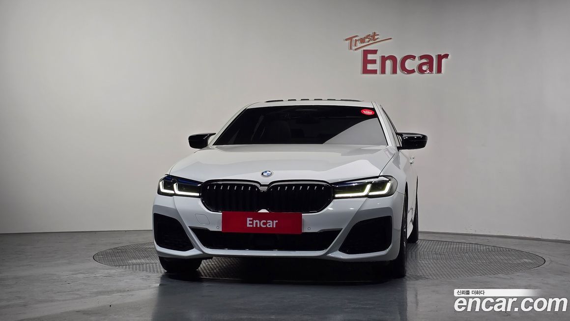 BMW 5-Series 530i M Sport Package, 2023