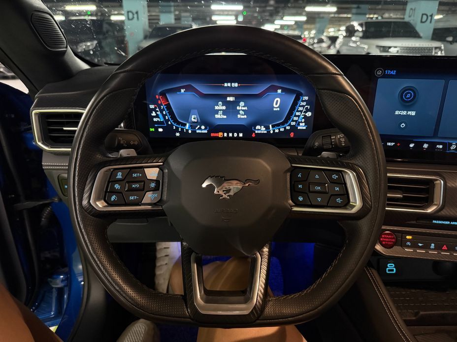 Ford Mustang 5.0 GT Premium Convertible, 2024
