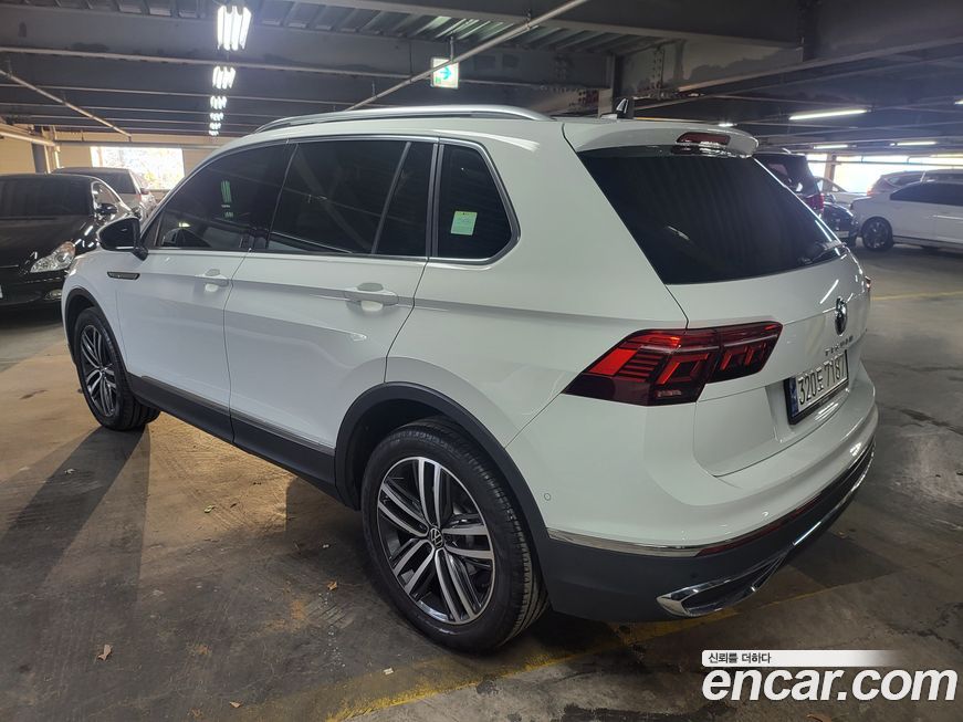 Volkswagen Tiguan 2.0 TDI 4Motion Prestige, 2023