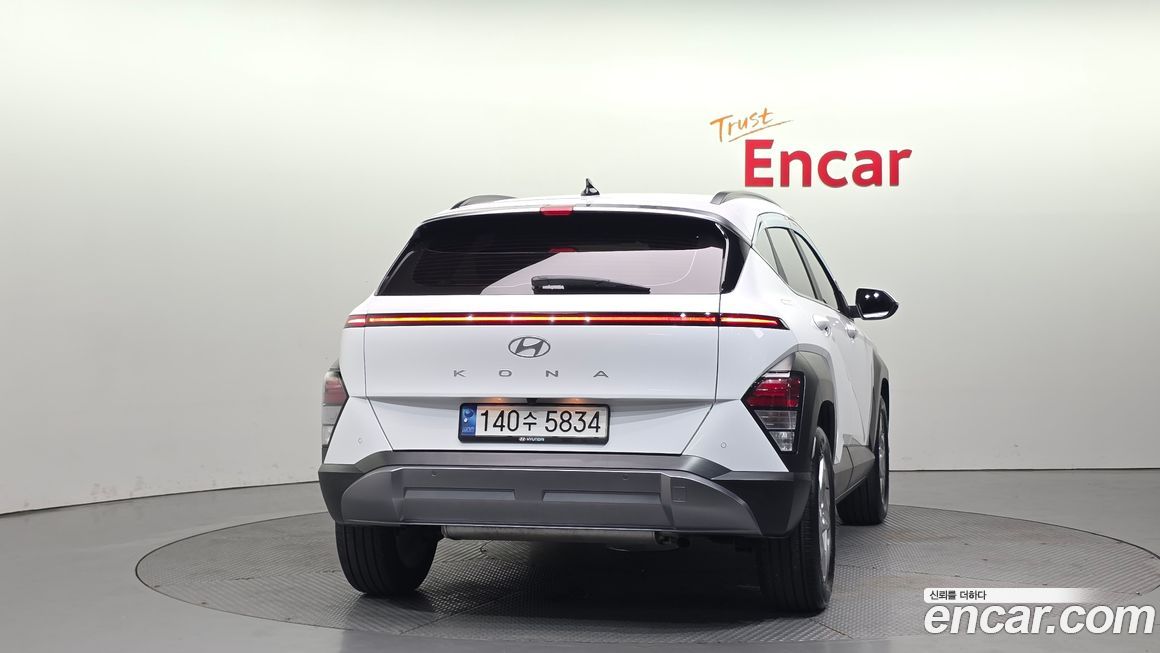 Hyundai Kona Gasoline 2.0 2WD, 2023