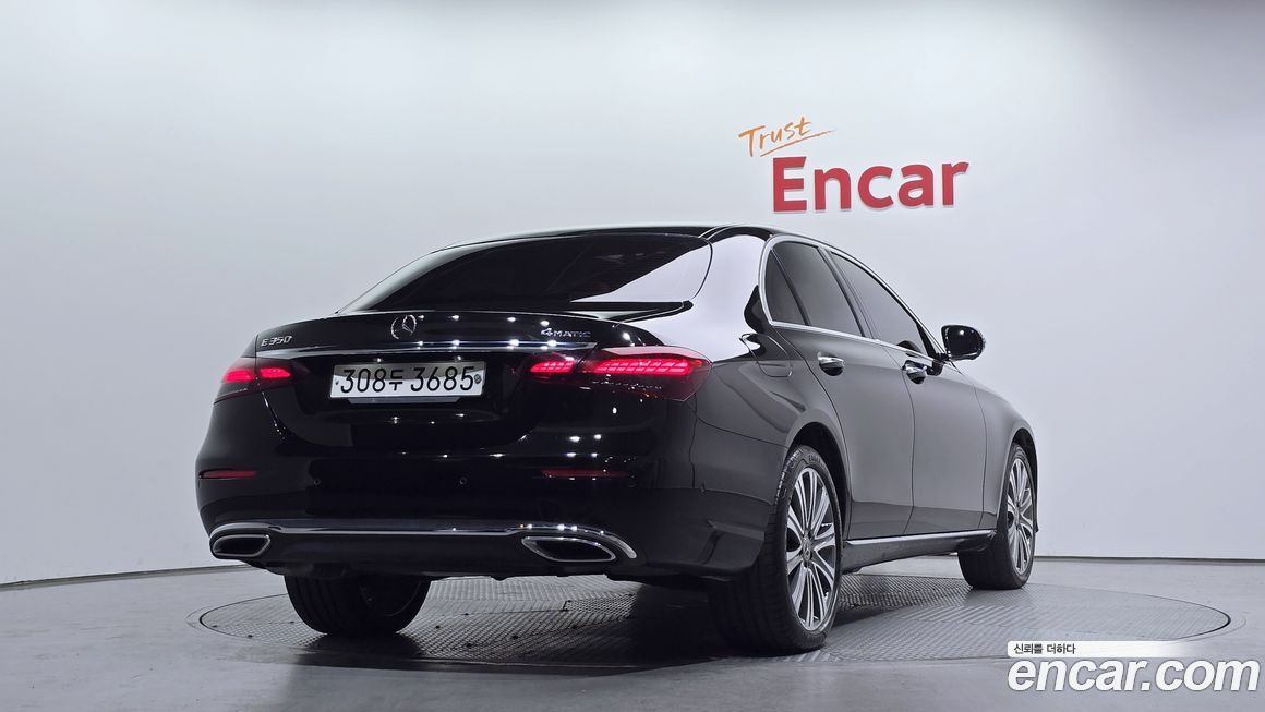 Mercedes-Benz E-Class E350 4MATIC Exclusive, 2023