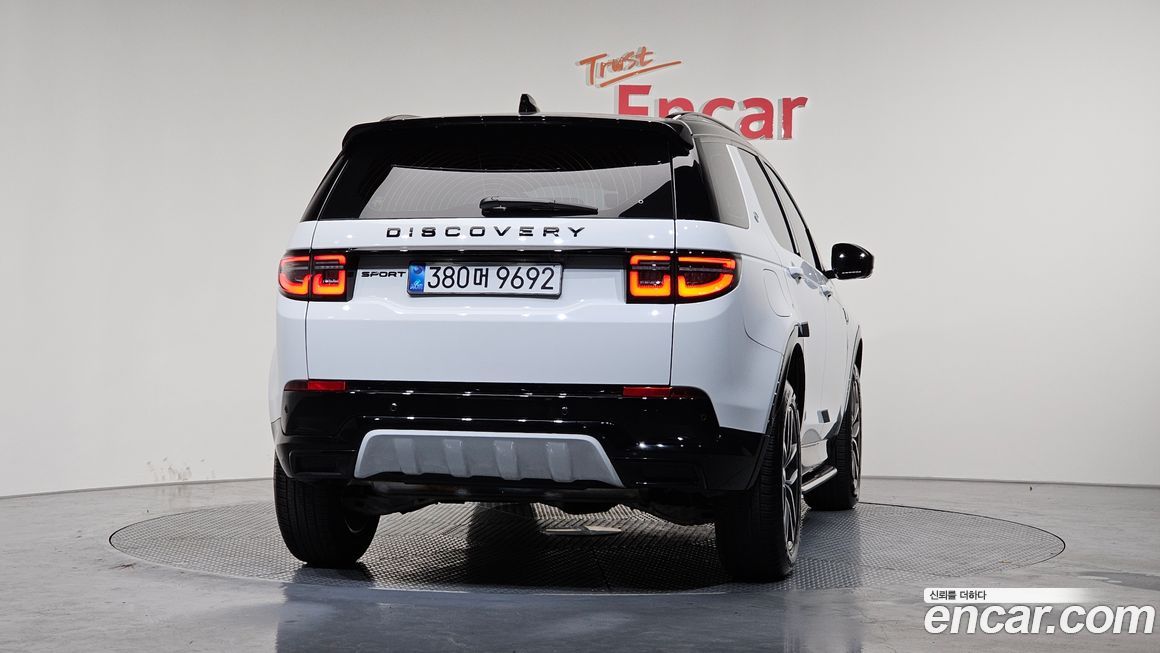 Land Rover Discovery Sport P250 Dynamic SE, 2025