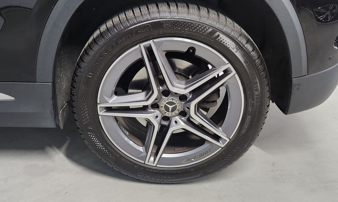 Mercedes-Benz GLA-Class GLA250 4MATIC, 2023