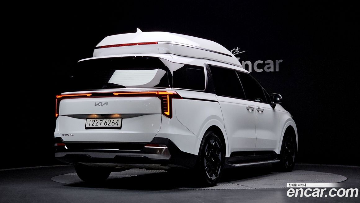 Kia Carnival 9-Seater Hi Limousine, 2024