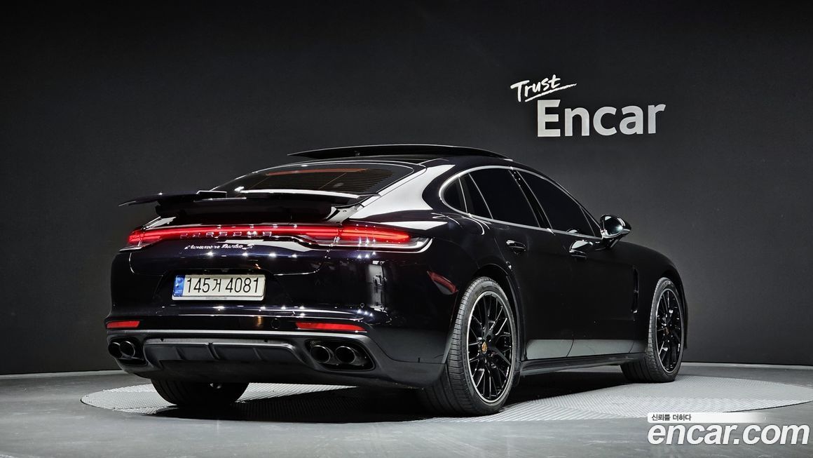 Porsche Panamera 4.0 Turbo S, 2021