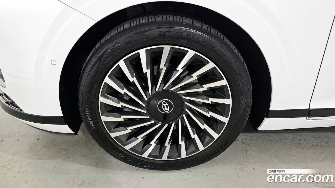 Hyundai Grandeur 2,5 Gasoline 2WD, 2025