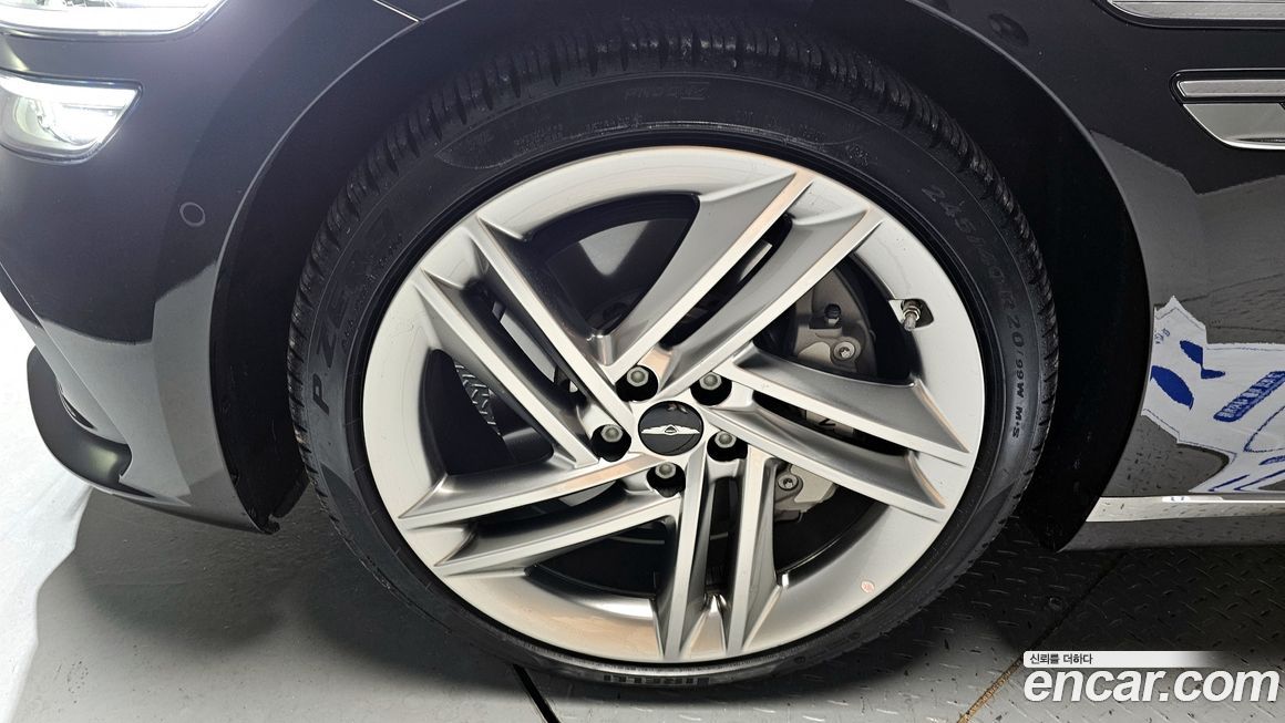 Genesis G80 Gasoline 2.5 Turbo 2WD, 2025