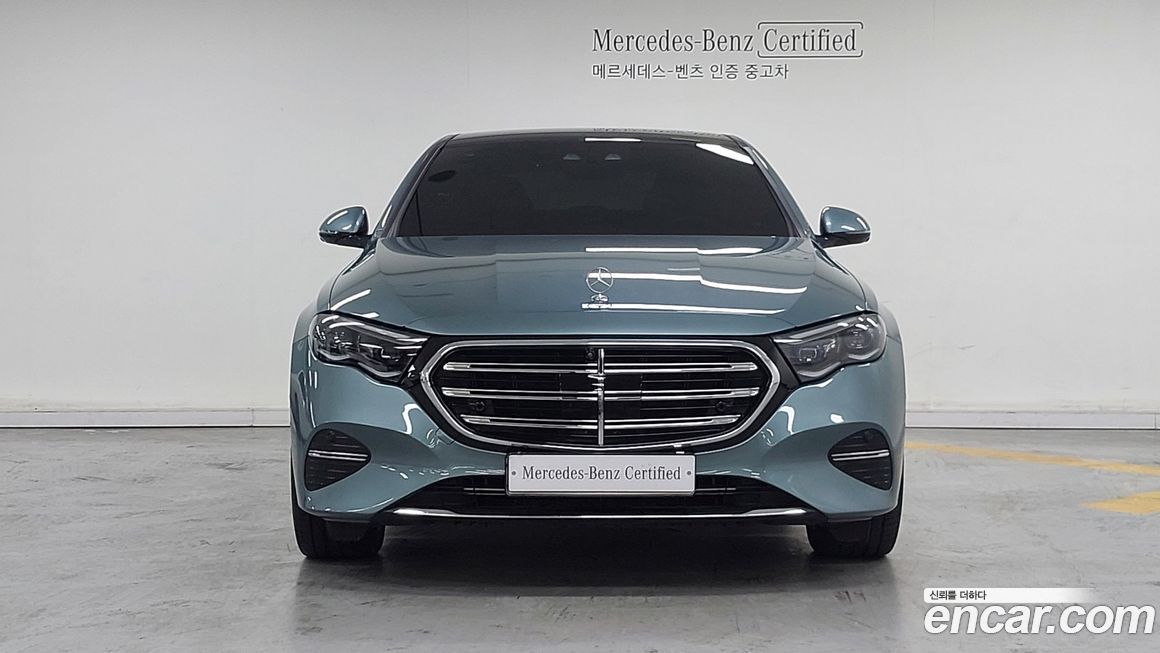 Mercedes-Benz E-Class E300 4MATIC Exclusive, 2024