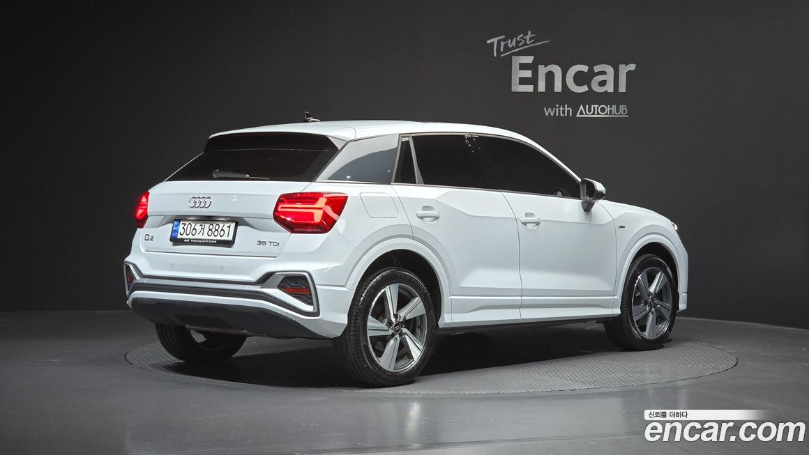 Audi Q2 35 TDI Premium, 2023