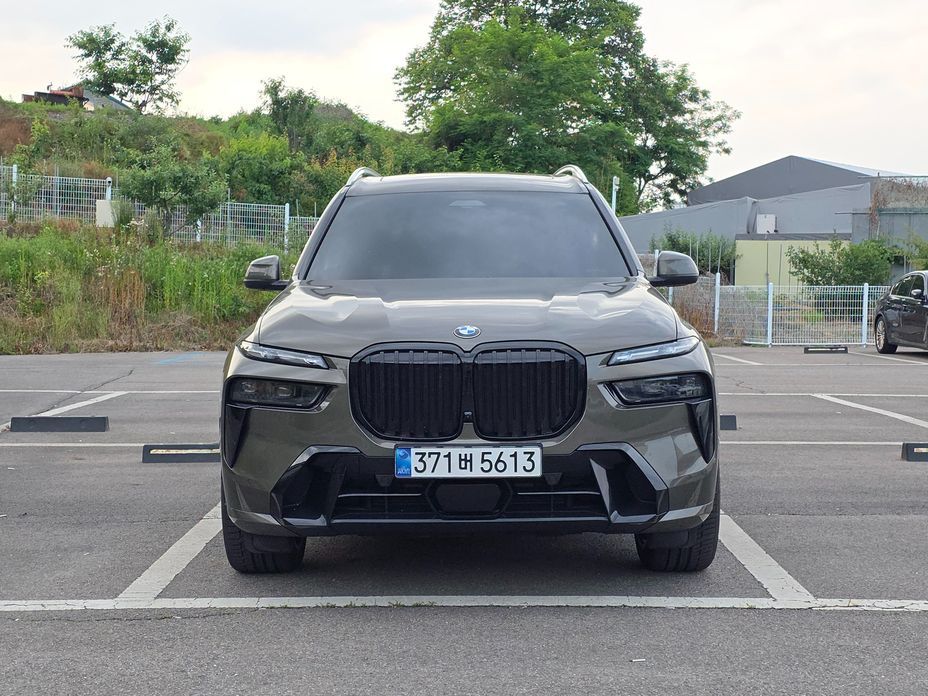 BMW X7 xDrive 40i M Sport 7STR, 2025