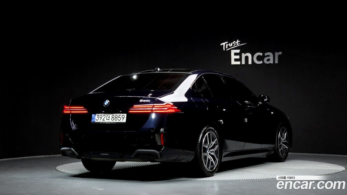 BMW 5-Series 520i M Sport, 2024