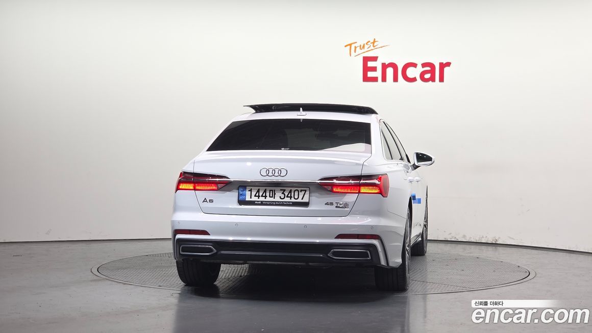 Audi A6 45 TFSI Quattro Premium, 2023