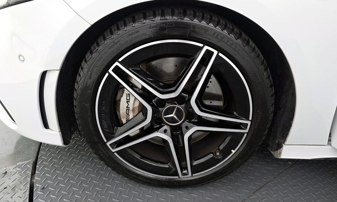 Mercedes-Benz A-Class AMG A35 4MATIC Sedan, 2022