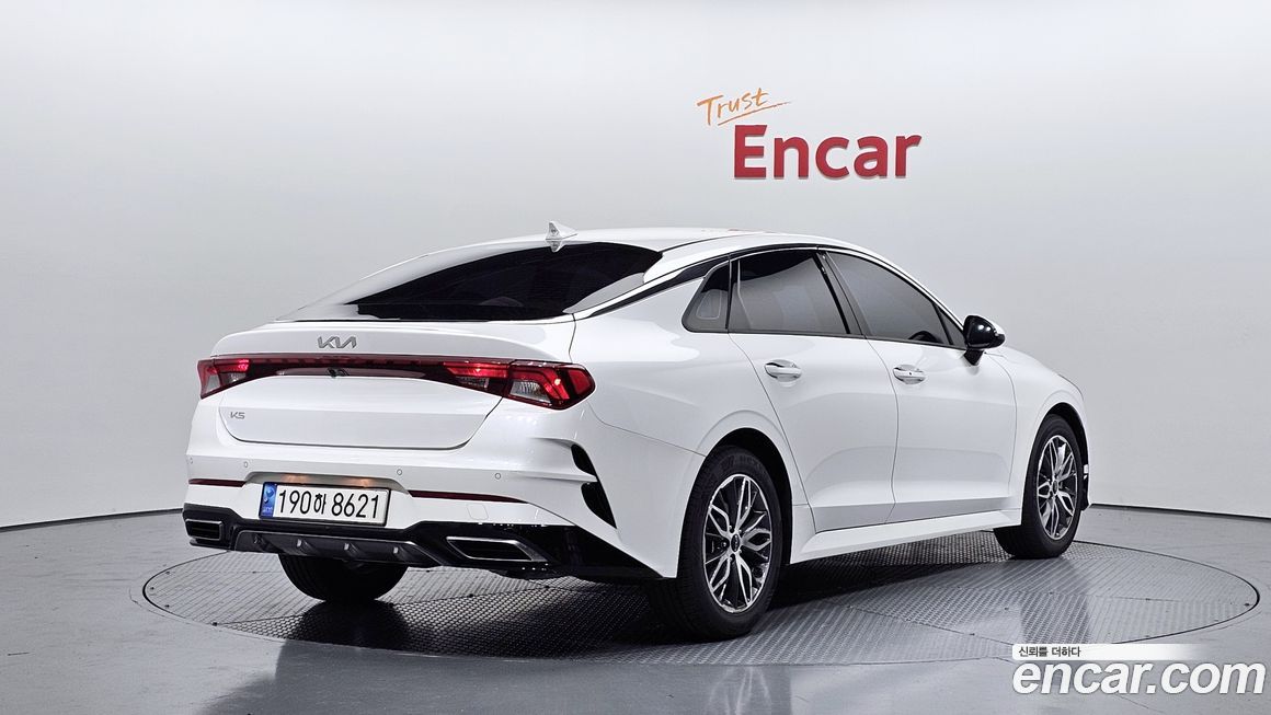 Kia K5 2.0, 2023