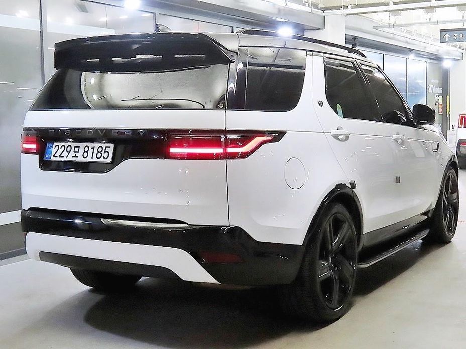 Land Rover Discovery D350 Dynamic HSE, 2025