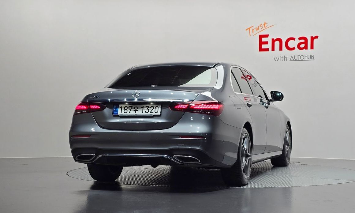 Mercedes-Benz E-Class E250 AMG Line, 2023