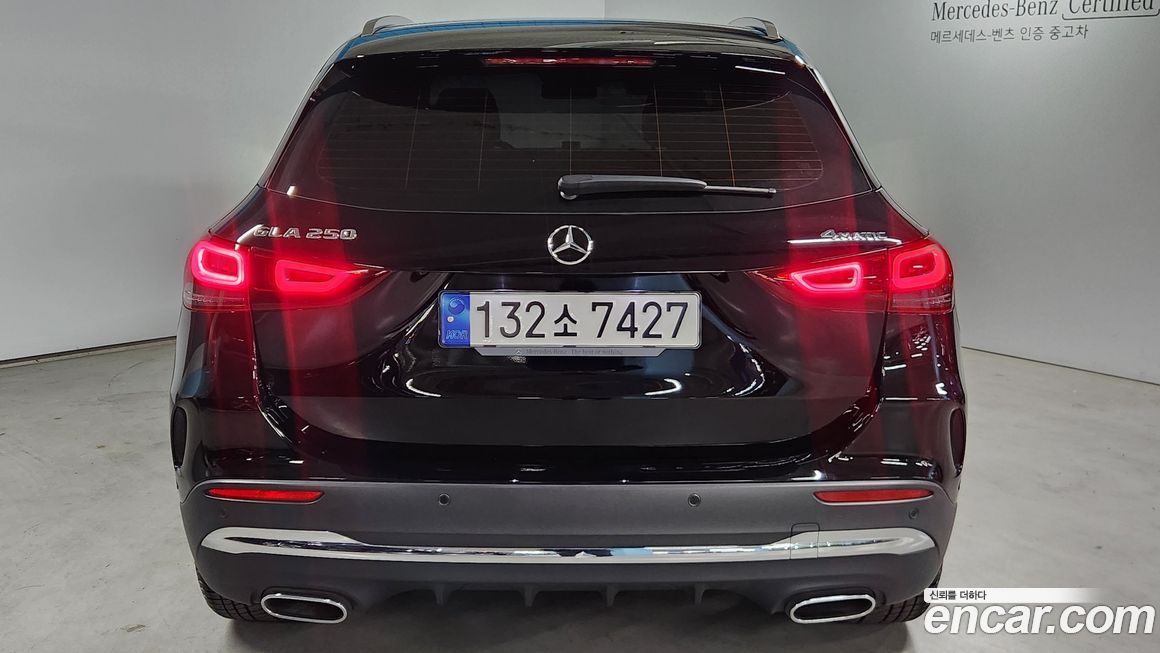 Mercedes-Benz GLA-Class GLA250 4MATIC, 2023