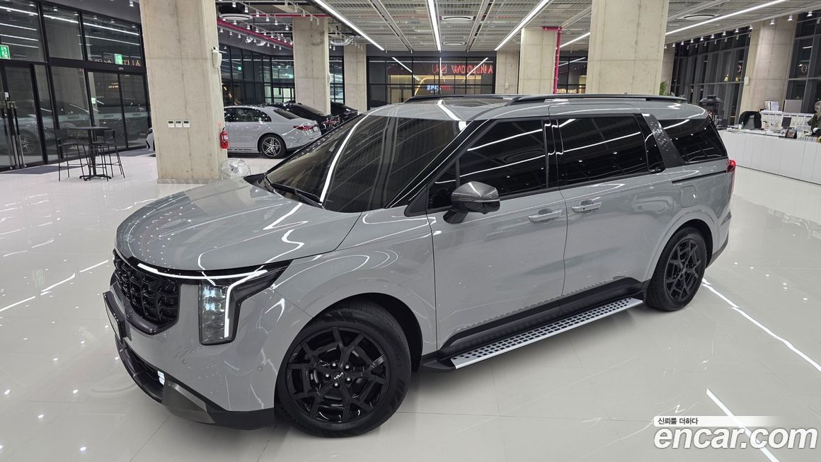 Kia Carnival 7-Seater Gravity, 2025