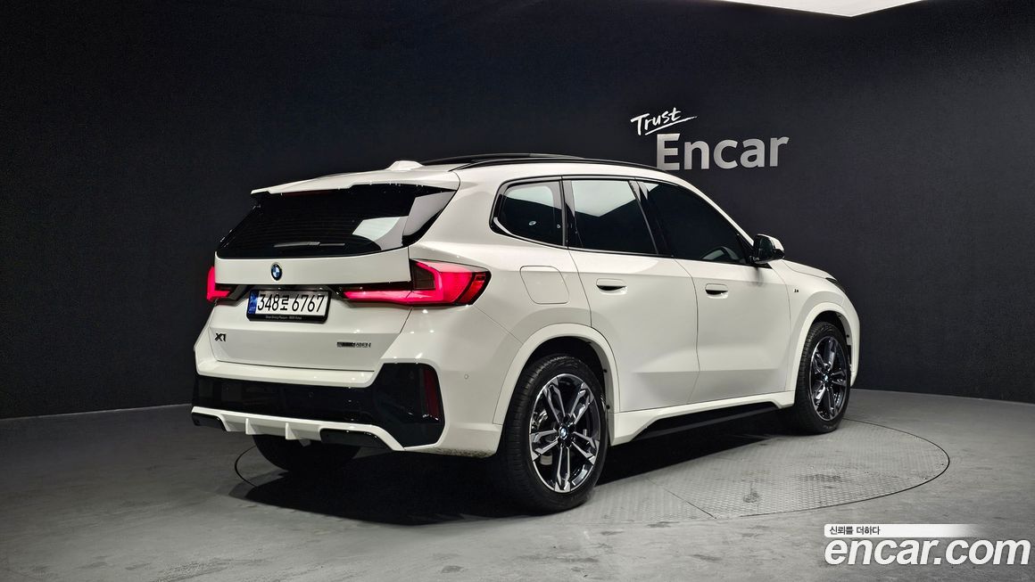 BMW X1 sDrive 20i M Sport, 2023