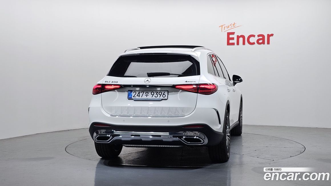 Mercedes-Benz GLC-Class GLC300 4MATIC AMG Line, 2026