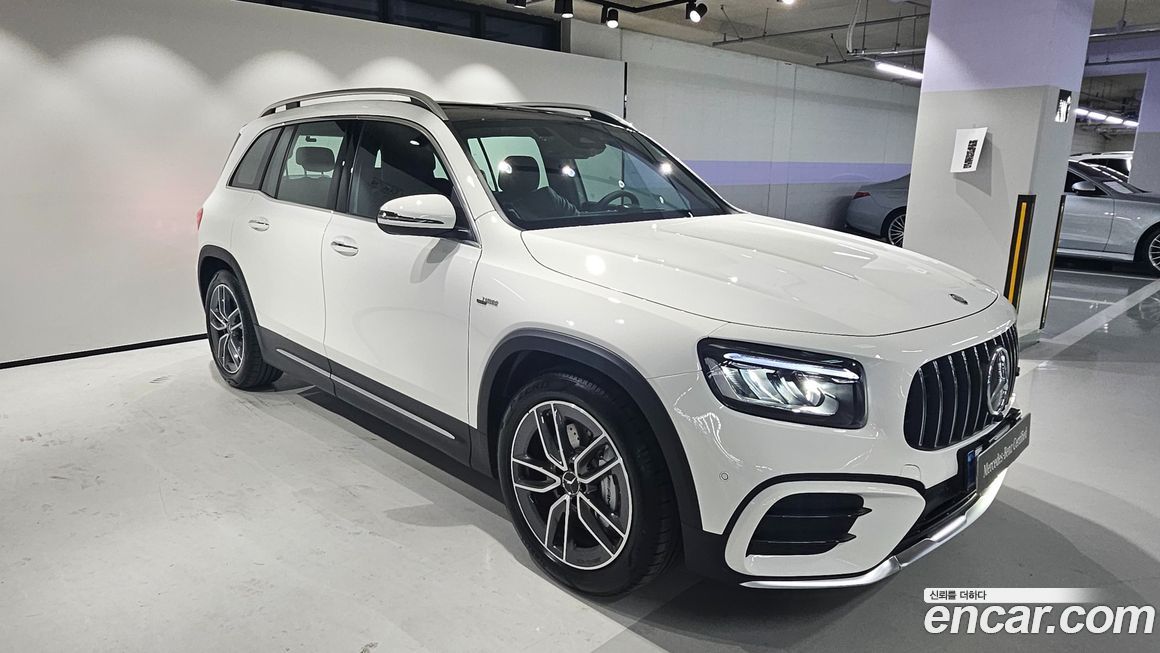 Mercedes-Benz GLB-Class AMG GLB35 4MATIC, 2025