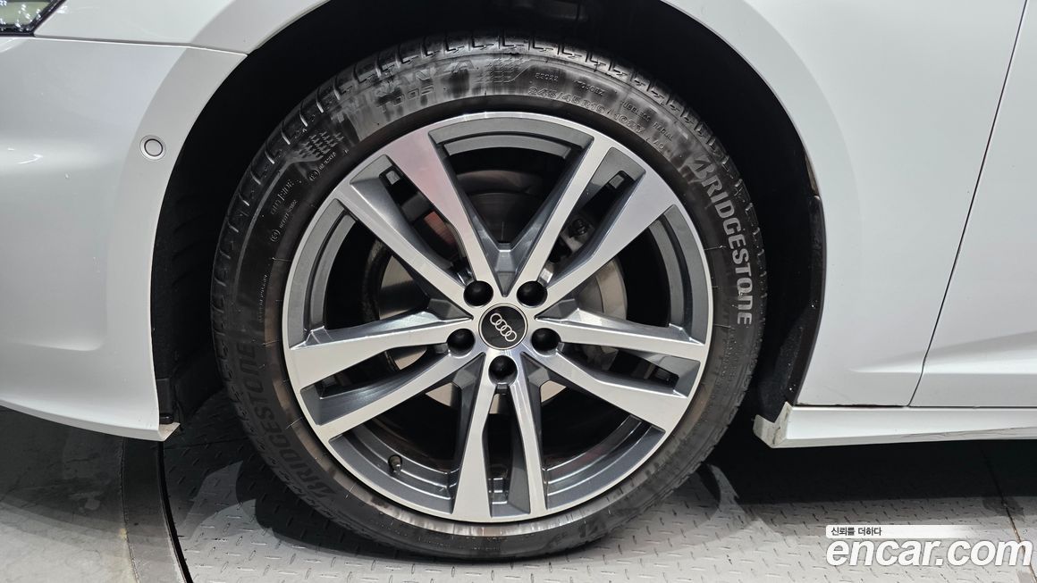 Audi A6 40 TDI Premium, 2023