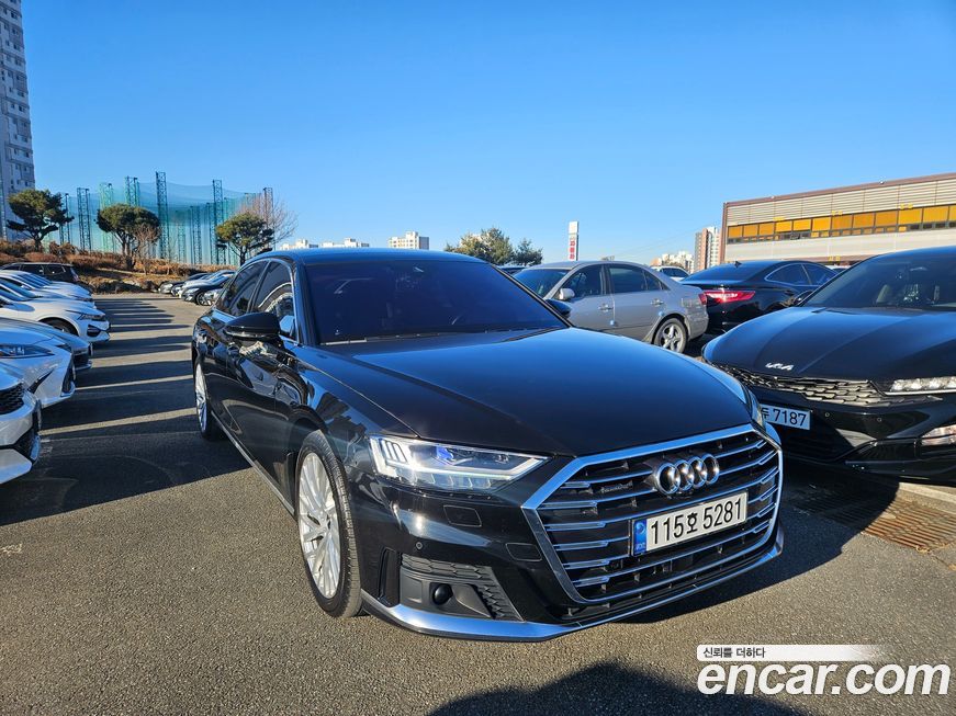 Audi A8 55 TFSI Quattro LWB, 2021