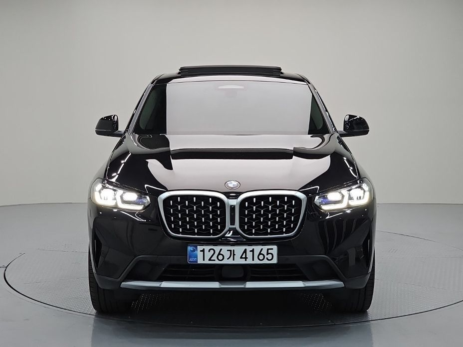 BMW X4 xDrive20i xLine, 2025