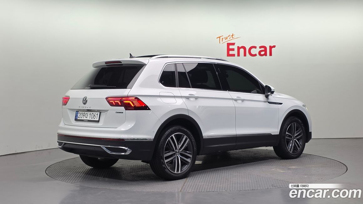 Volkswagen Tiguan 2.0 TDI 4Motion Prestige, 2023