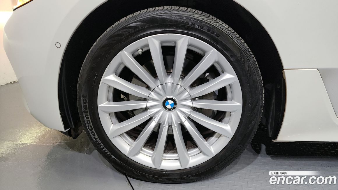 BMW Gran Turismo 620d Luxury, 2022