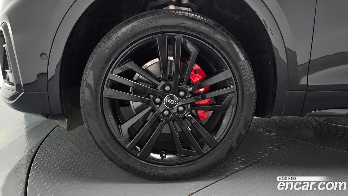 Audi Q5 45 TFSI Quattro Premium, 2023