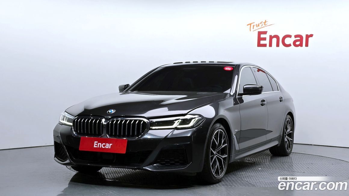 BMW 5-Series 530i xDrive M Sport Package, 2023