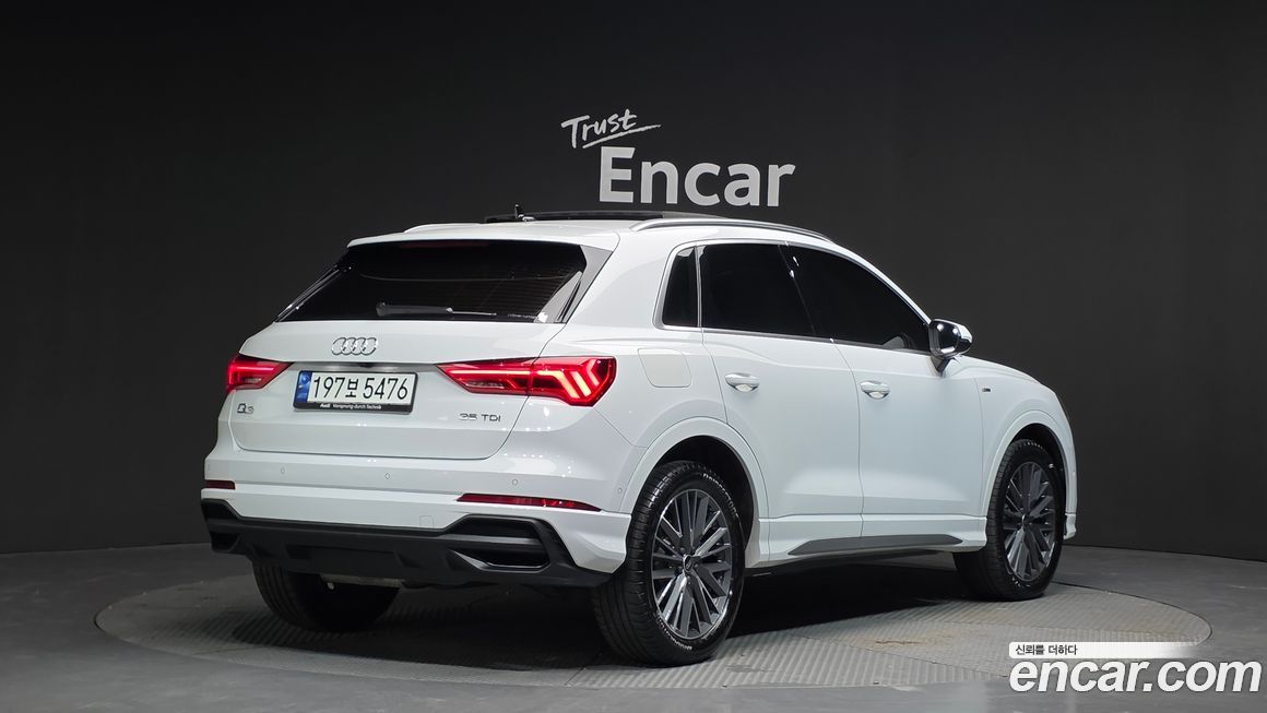 Audi Q3 35 TDI Premium, 2023